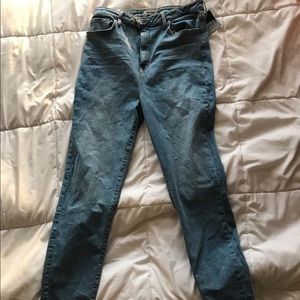 DARKWASH SKINNY JEANS